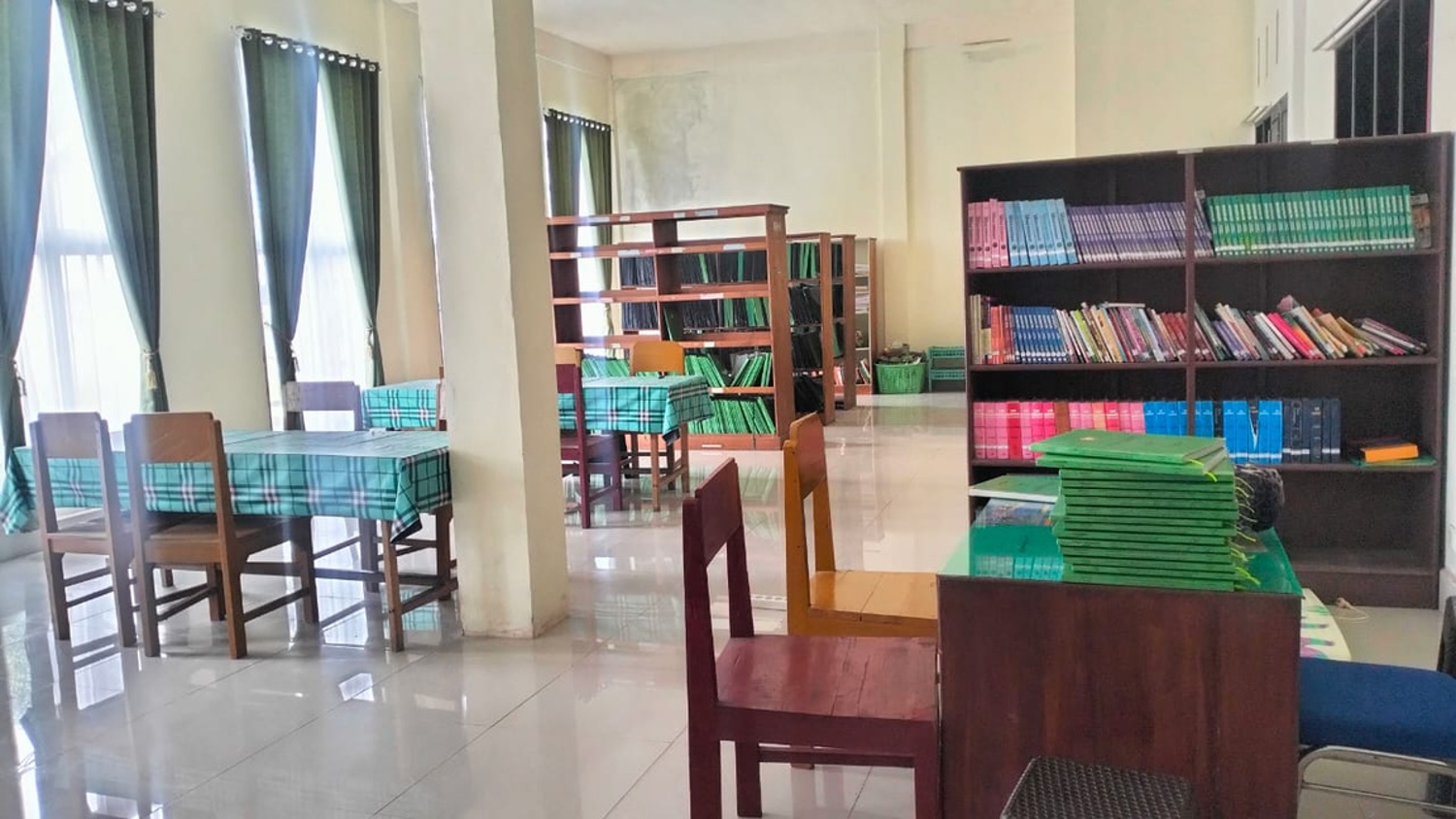 Perpustakaan akbid konawe sebagai media literasi dan informasi edukasi kesehatan lingkup akademi kebidanan